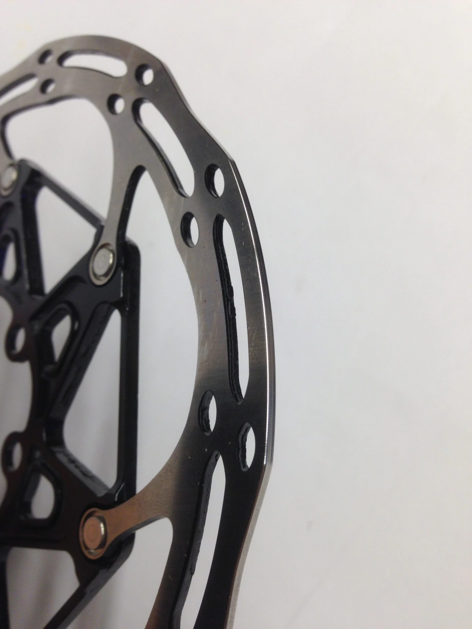 Sram Centerline X Rounded Zweiteilig 180mm 6Loch Bremsscheibe 4 Sram Centerline X Rounded Zweiteilig 180mm 6Loch Bremsscheibe – Bild 2